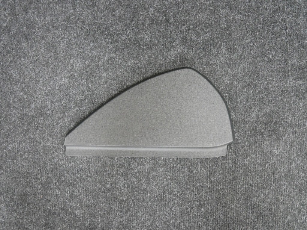 Osłona zaślepka konsoli prawa 5JA857504 SKODA RAPID
