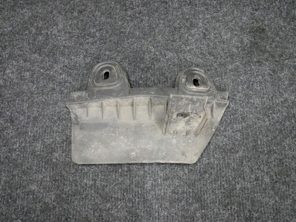 Chlapacz tył lewy 8X0853833 AUDI A1