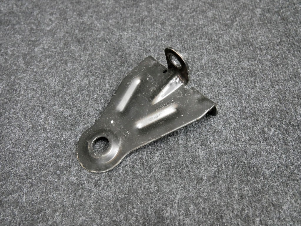 Mocowanie zawias fotela tył 13254513 OPEL INSIGNIA