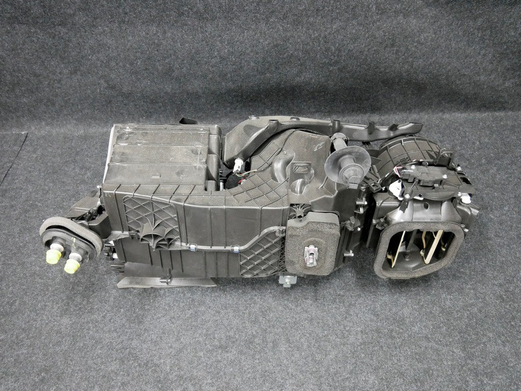 Nagrzewnica kompletna 7P1820005L TOUAREG 7P