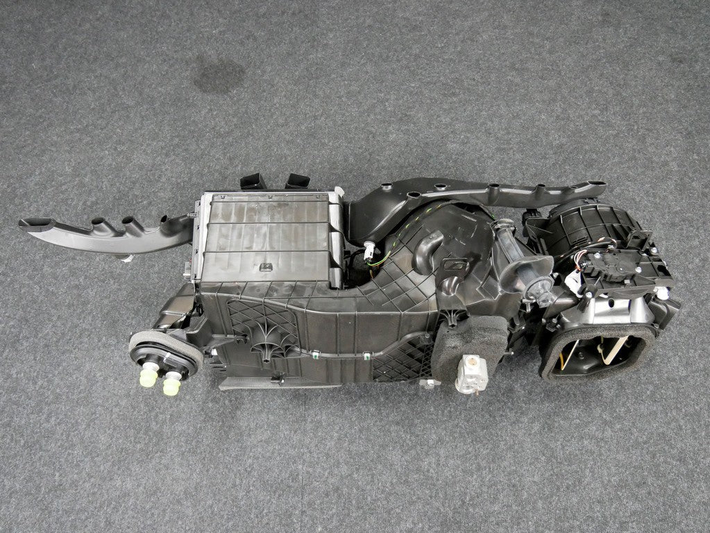 Nagrzewnica kompletna 7P1820005M TOUAREG 7P