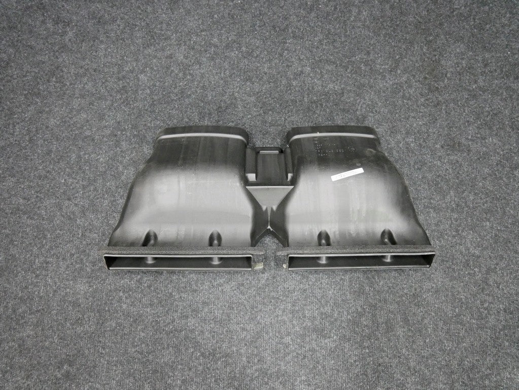 Kanał powietrza 7P0819553 VW TOUAREG 7P