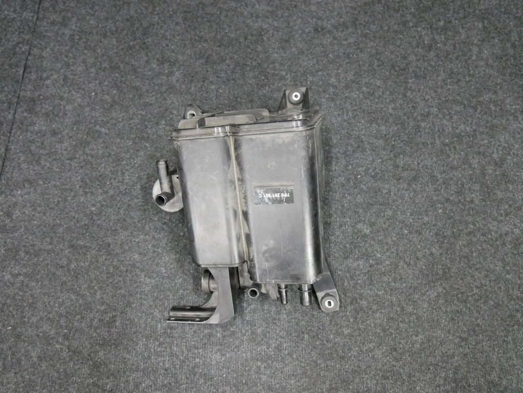 Filtr węgla aktywnego 7P0201801C TOUAREG 7P TSI