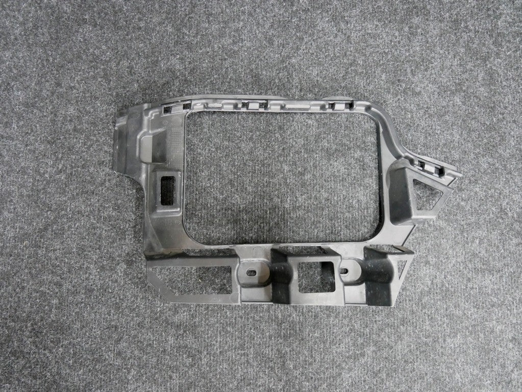 Ślizg zderzaka tył prawy 7P6807394A TOUAREG 7P