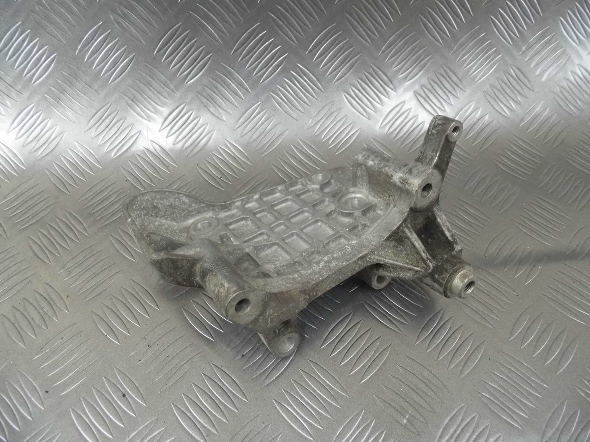 Łapa alternatora 059903143AH AUDI Q5 3.0 TDI