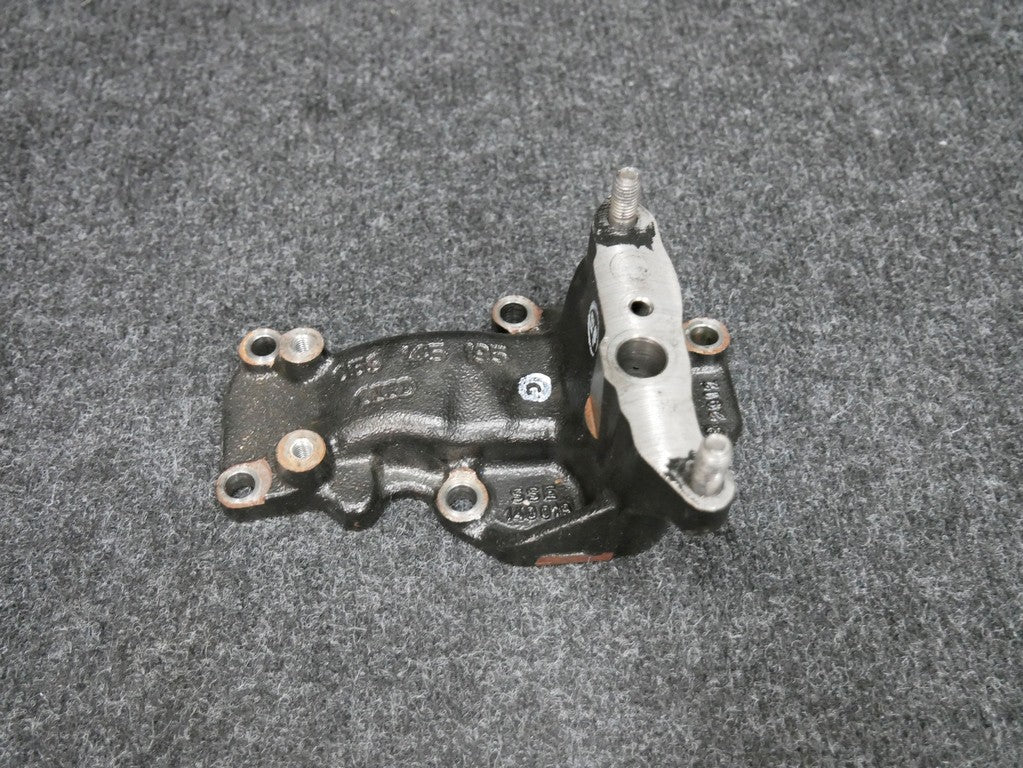Mocowanie podpora turbiny 059145195 AUDI 3.0 TDI