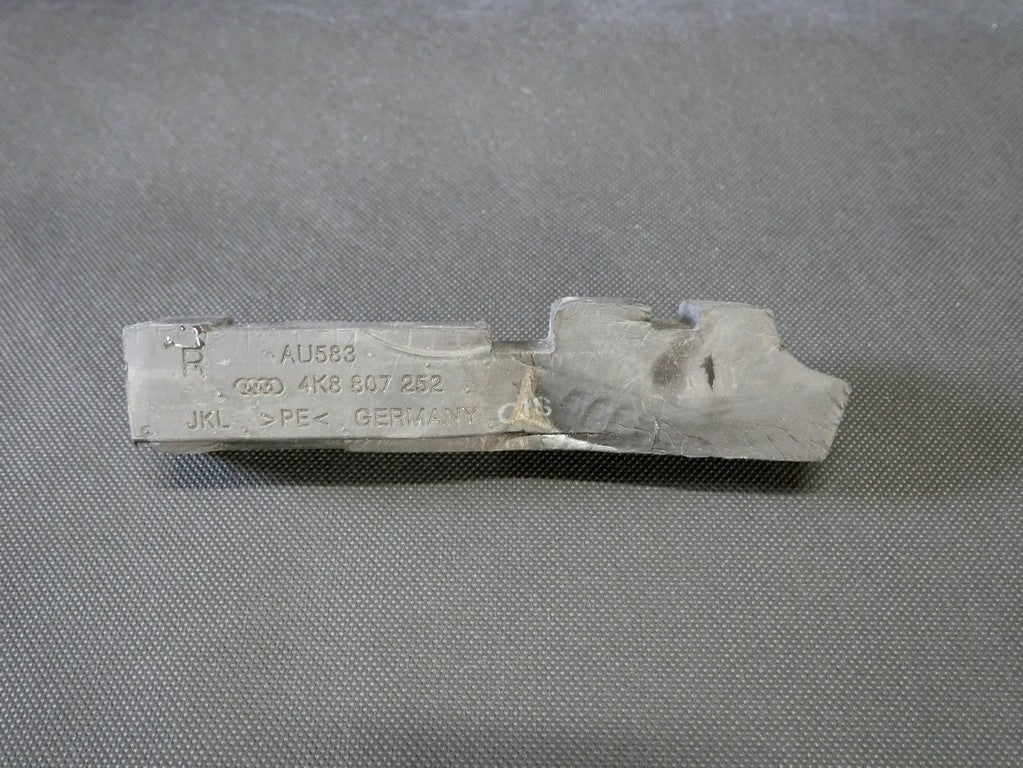Pianka podszybia 4K8807252 AUDI A7 4K8