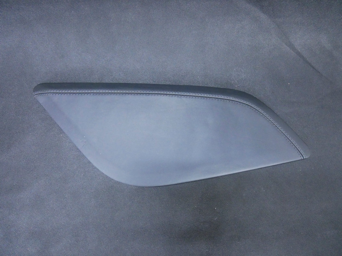 Osłona tunelu lewa skóra 4G0863305G AUDI A7