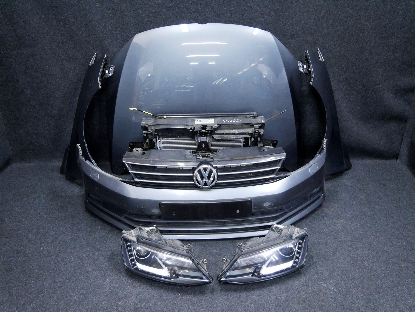 Kompletny przód pas xenon LED LD7X JETTA 5C TDI