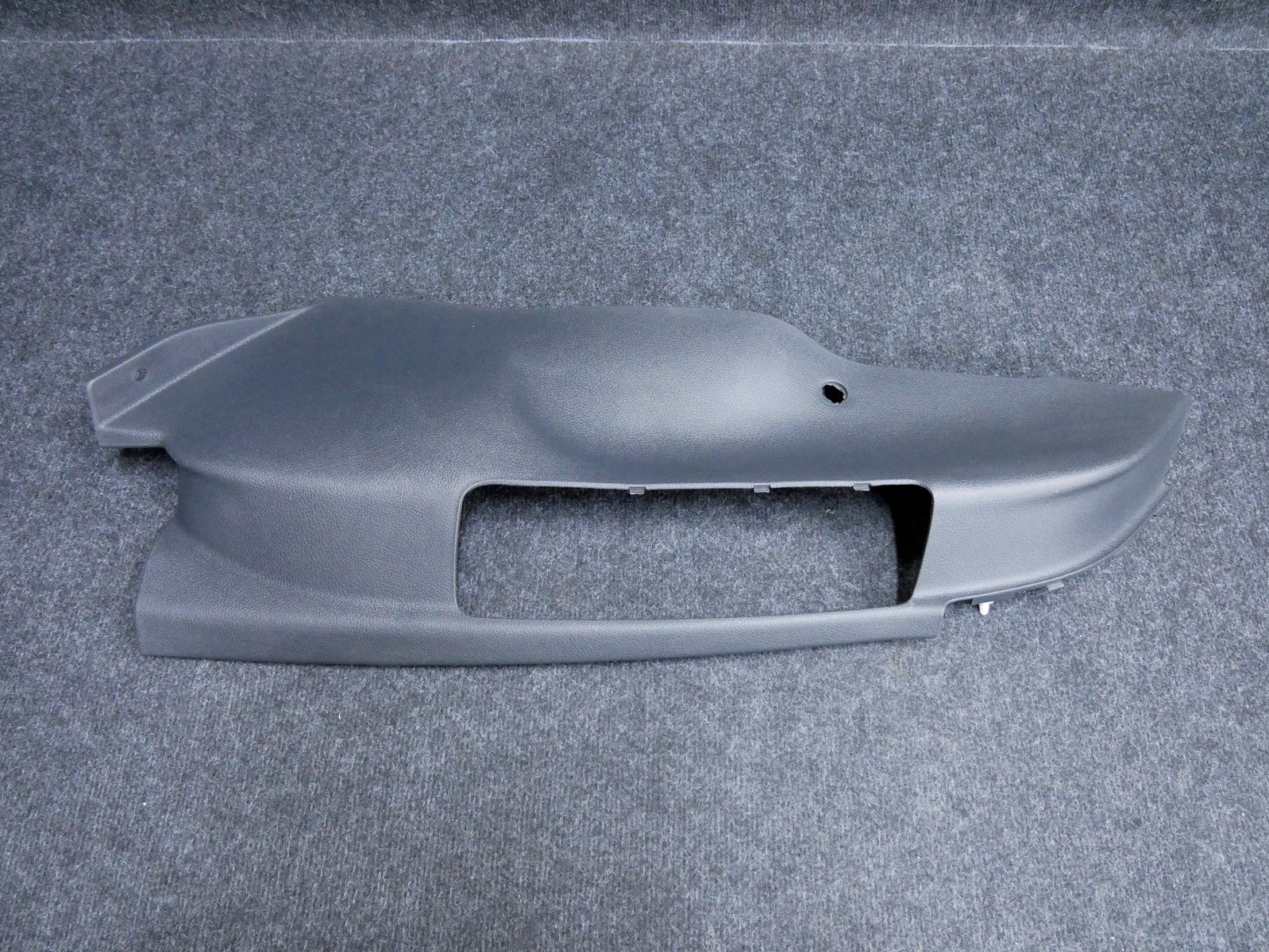 Osłona nadkola tył lewa 5N0867765C TIGUAN LIFT