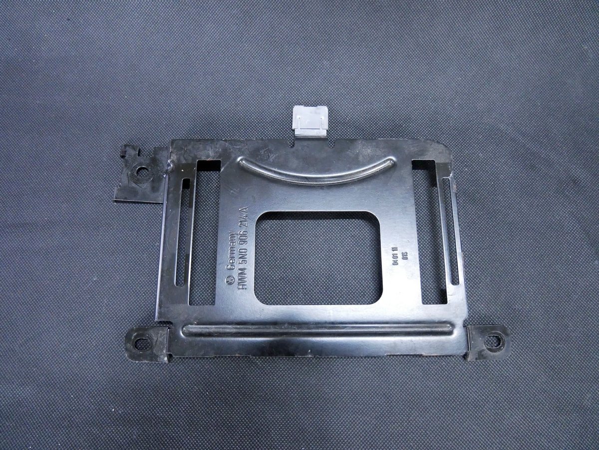 Uchwyt mocowanie sterownika 5N0906214A VW TIGUAN