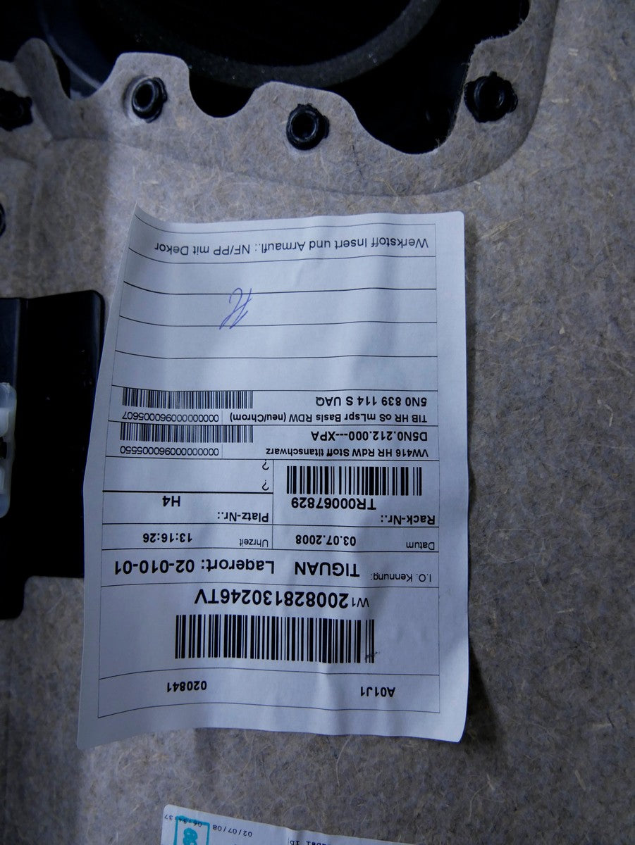 Boczek drzwi tył prawy VW TIGUAN 5N0 LIFT