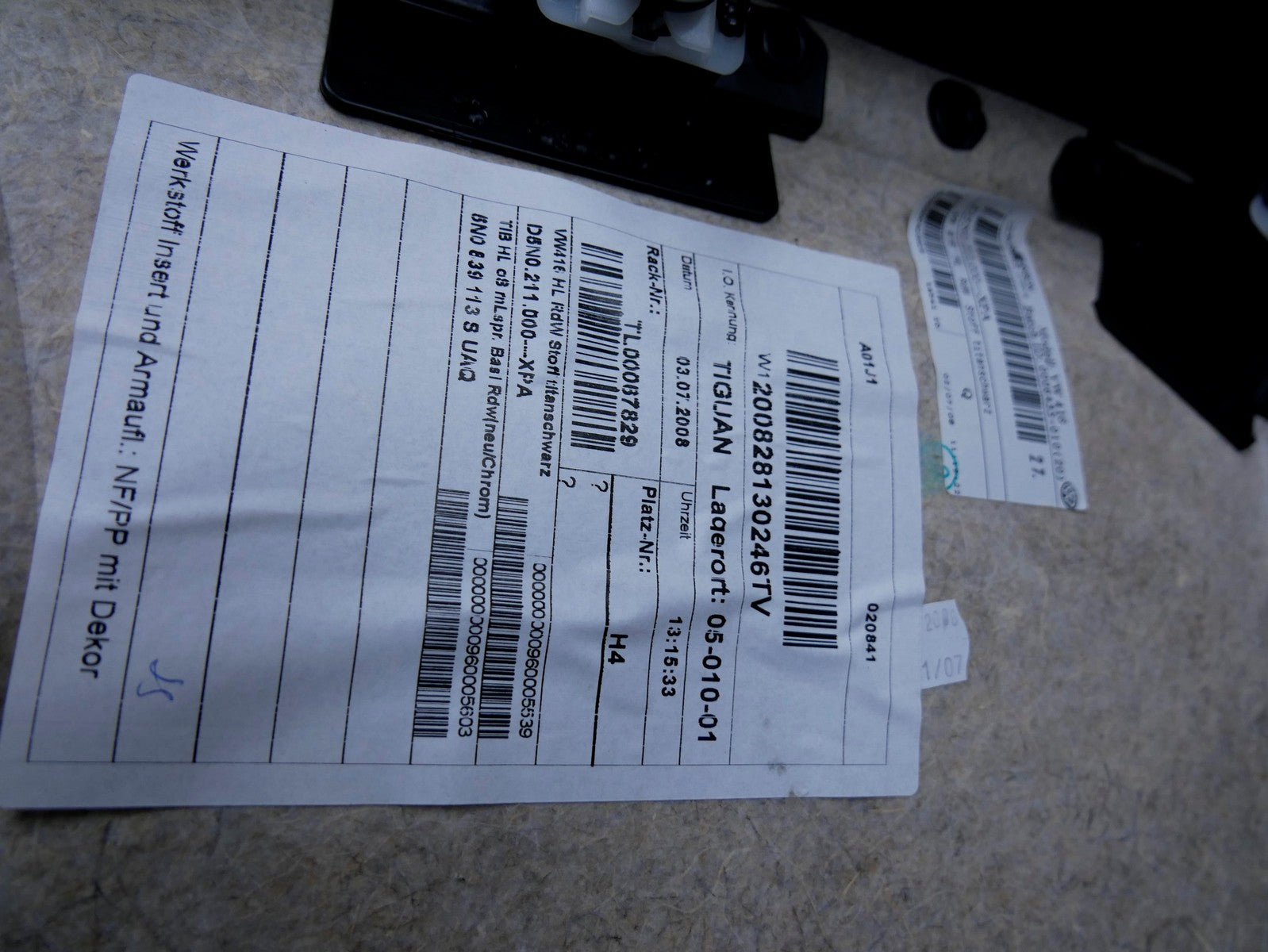 Boczek drzwi tył lewy VW TIGUAN 5N0 LIFT