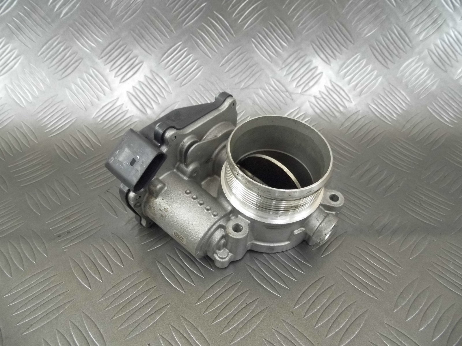 Przepustnica 059145950AL VW AMAROK 3.0 TDI