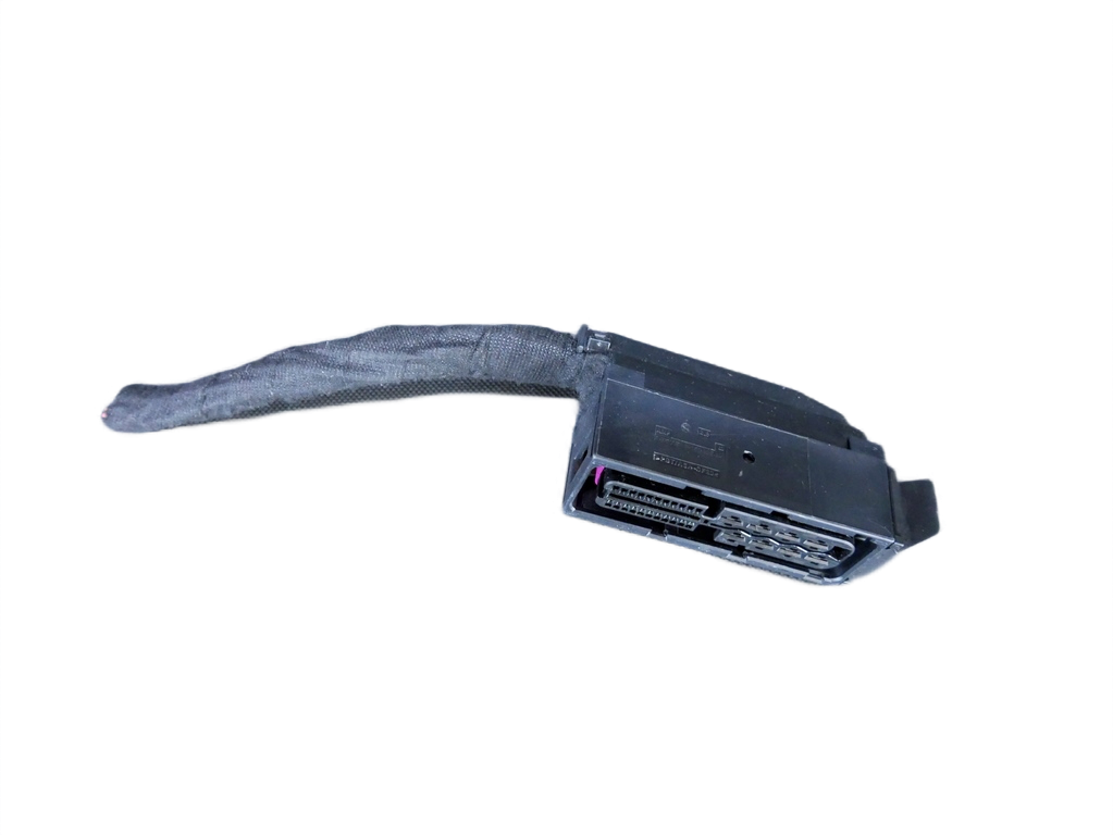 Wtyczka kostka elektryczna 4H0973863 VW AUDI