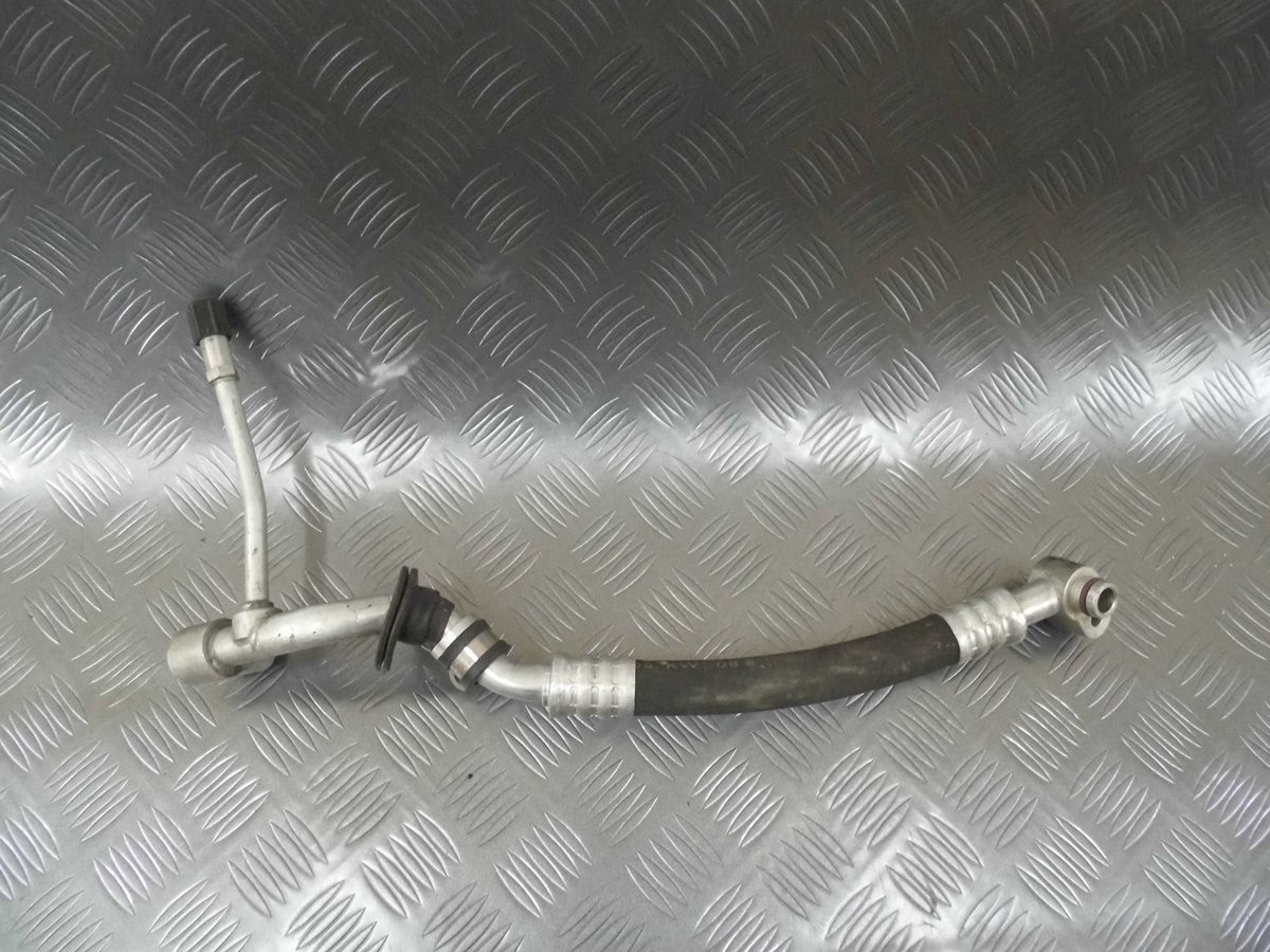 Rurka przewód klimatyzacji 7L6820743J AUDI Q7