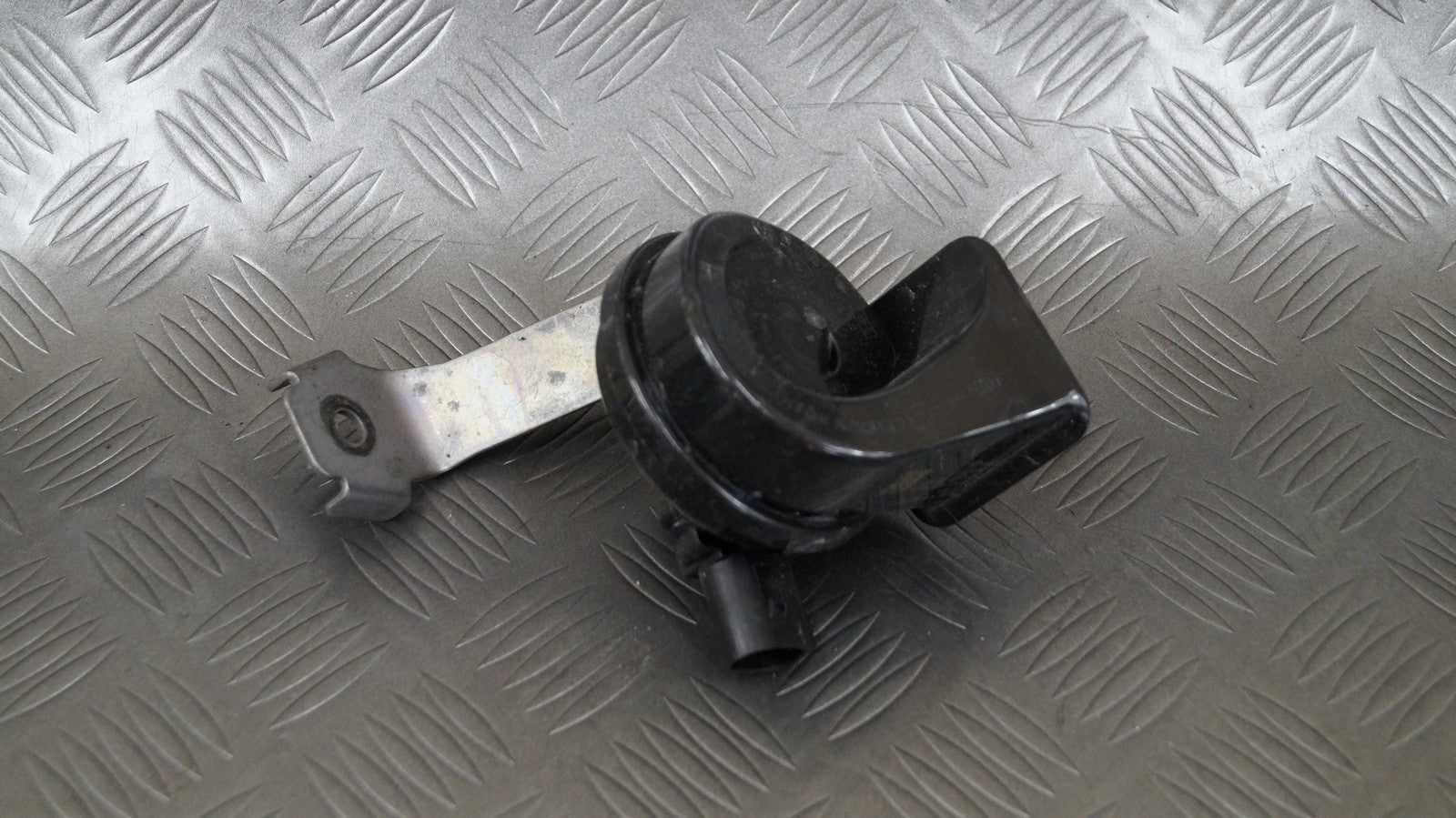 Klakson wysokotonowy 5C0951223C VW JETTA 5C6