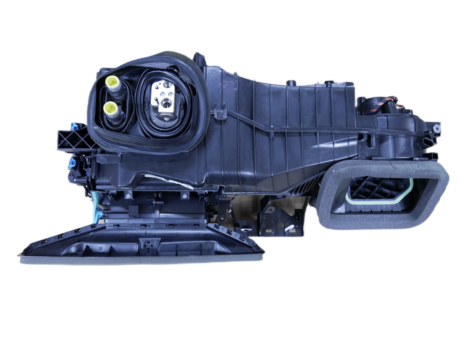 Nagrzewnica 1K1820003SF VW SCIROCCO 1K8