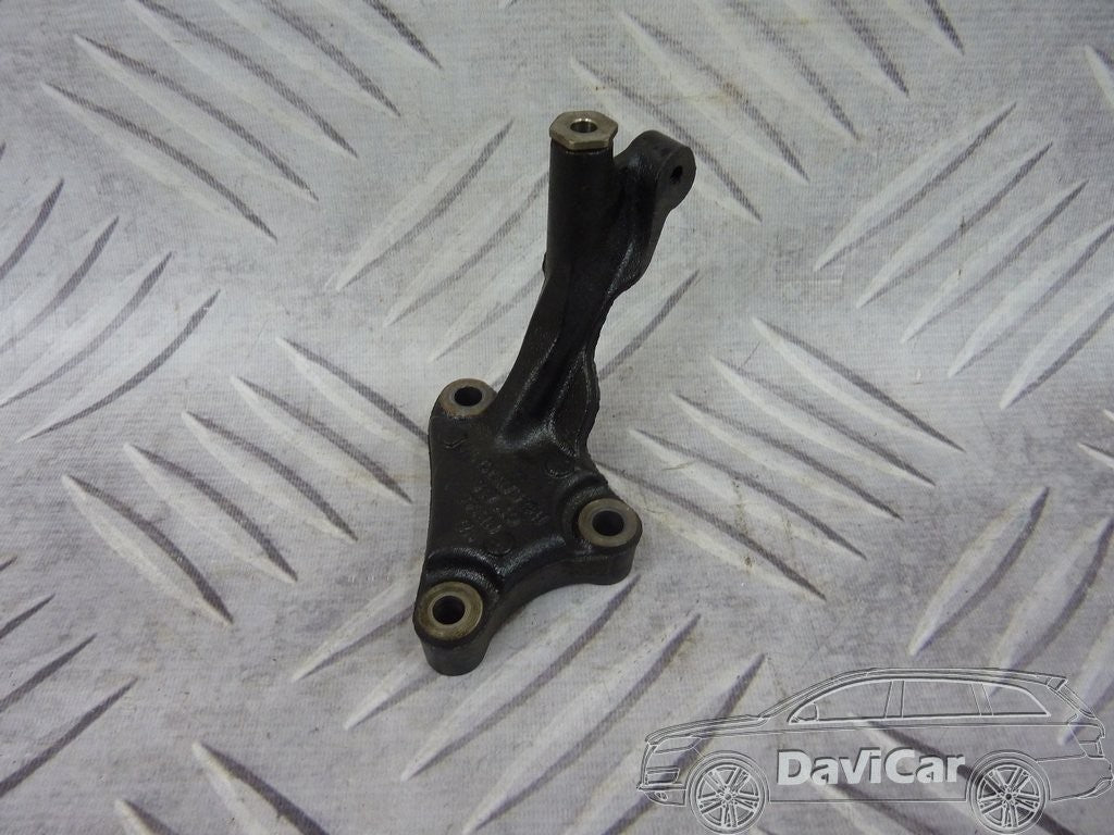 Łapa katalizatora 04L131425D PASSAT CC 2.0 TDI