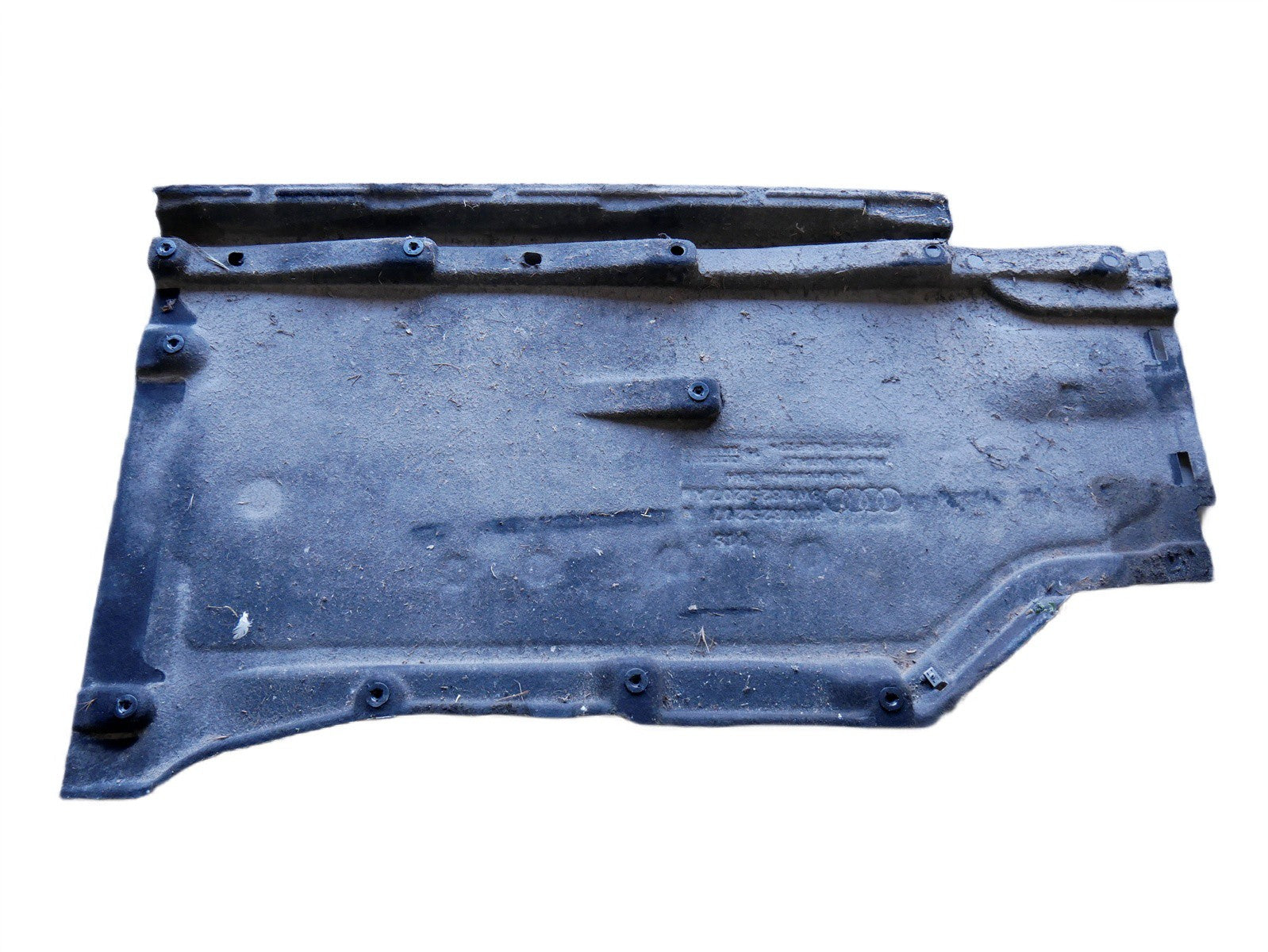 Osłona podwozia lewa 8W0825207 AUDI A4 B9 8W0