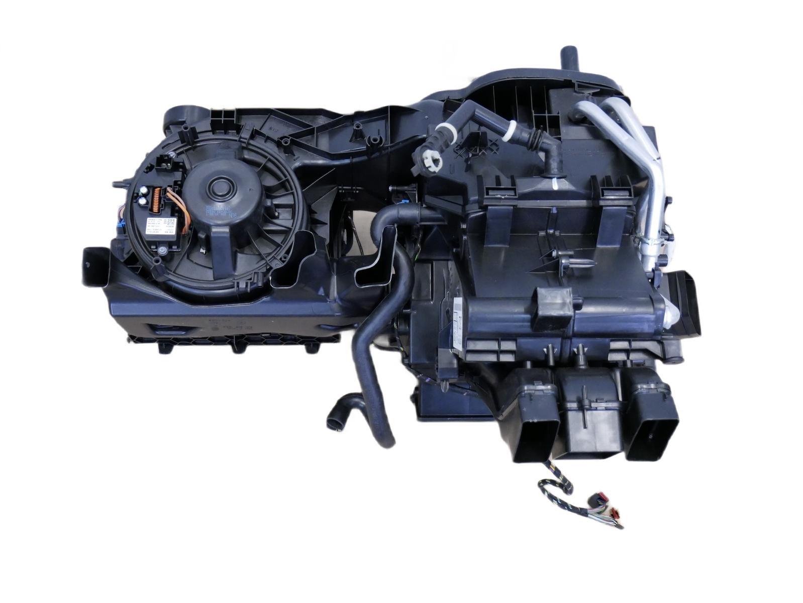 Nagrzewnica kompletna 5Q1820005AK VW GOLF VII