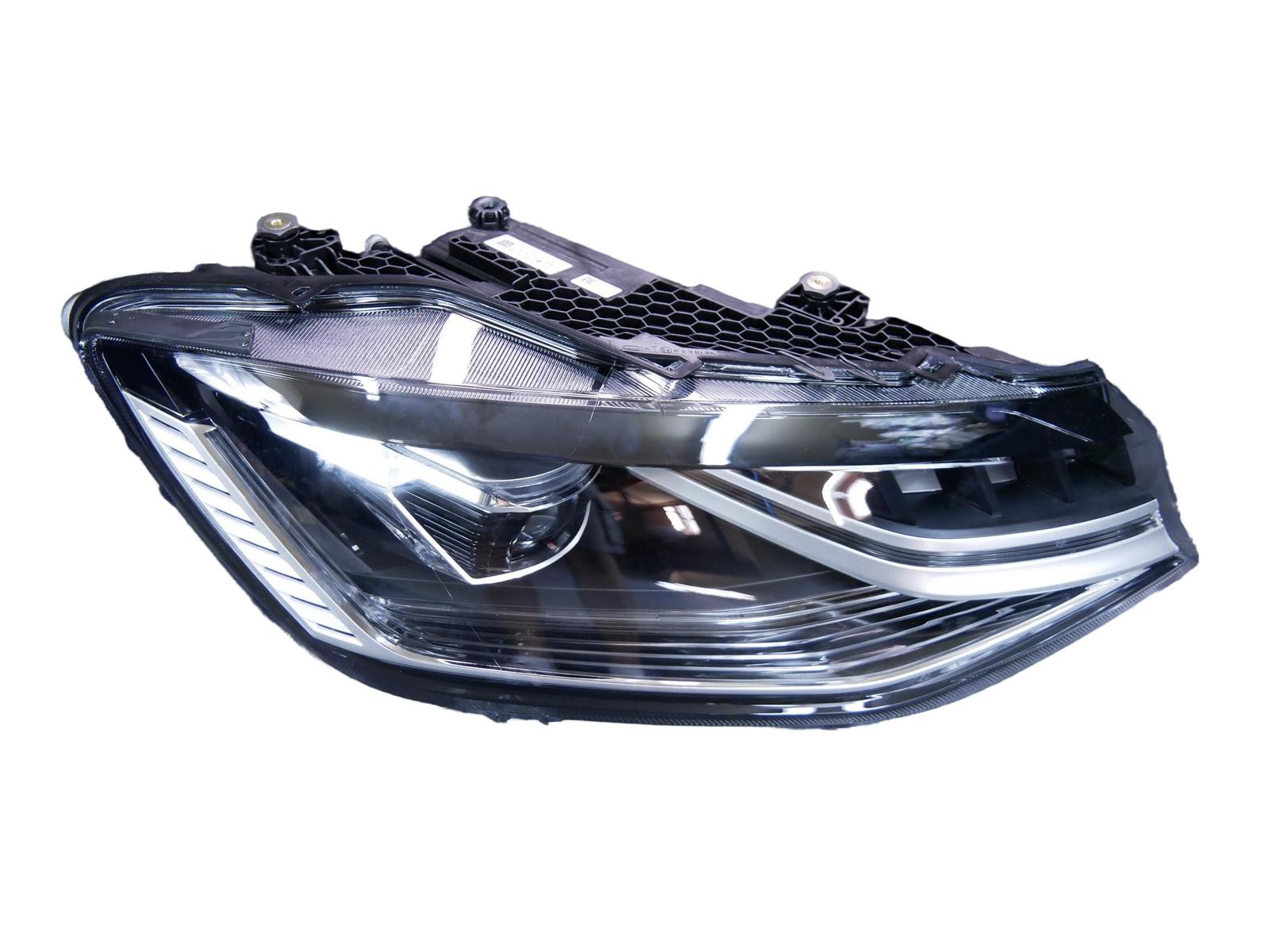 CADDY V lampa przód prawa FULL LED 2K8941036H