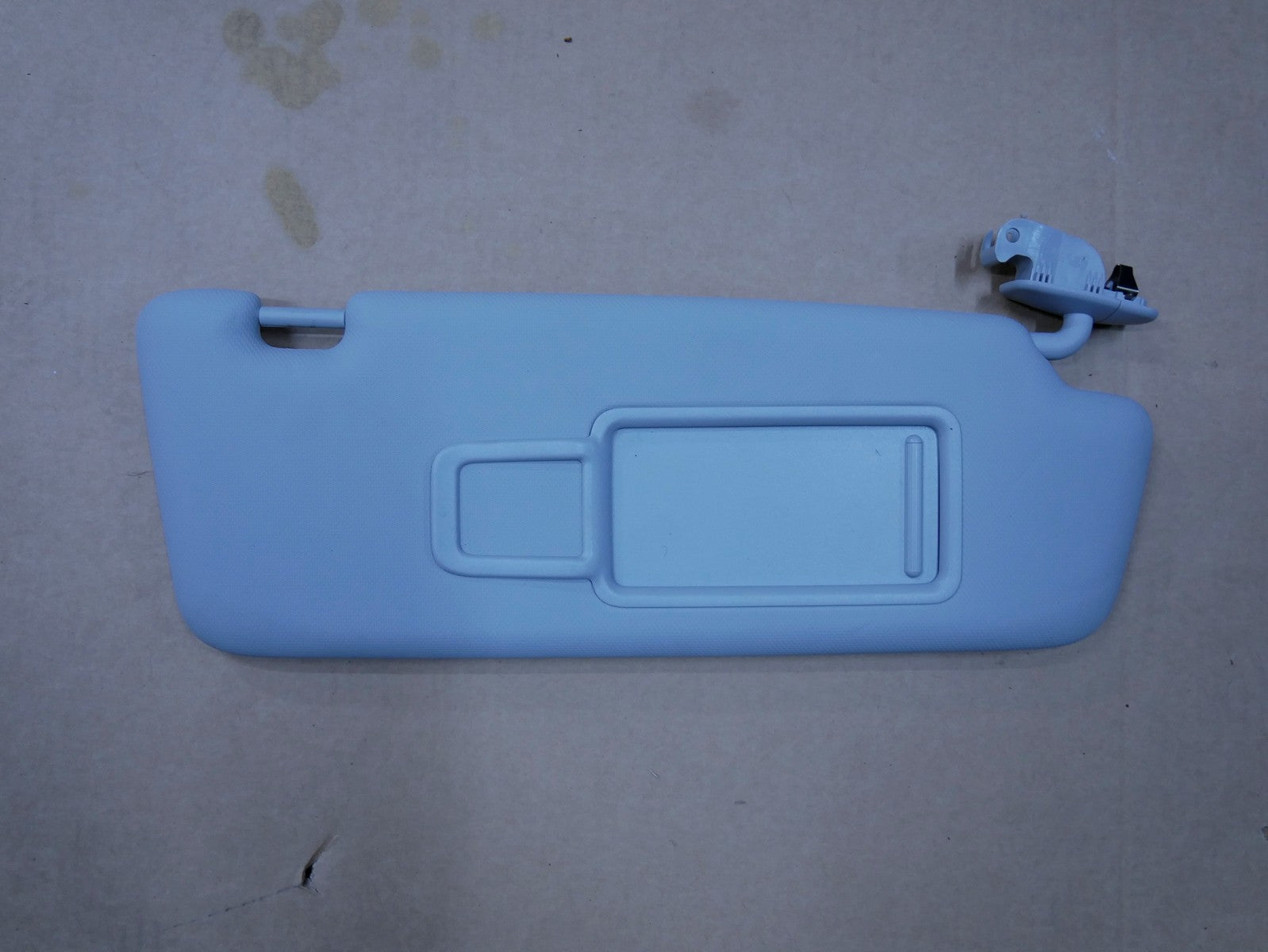 AUDI A3 8V słonecznik prawy 8V0857552A