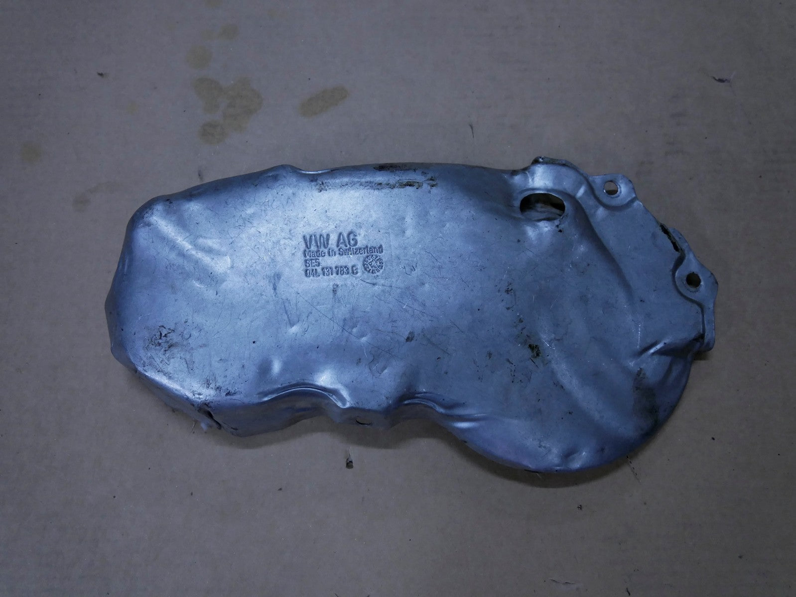 AUDI A3 8V 2.0 TDI osłona termiczna DPF 04L131783B