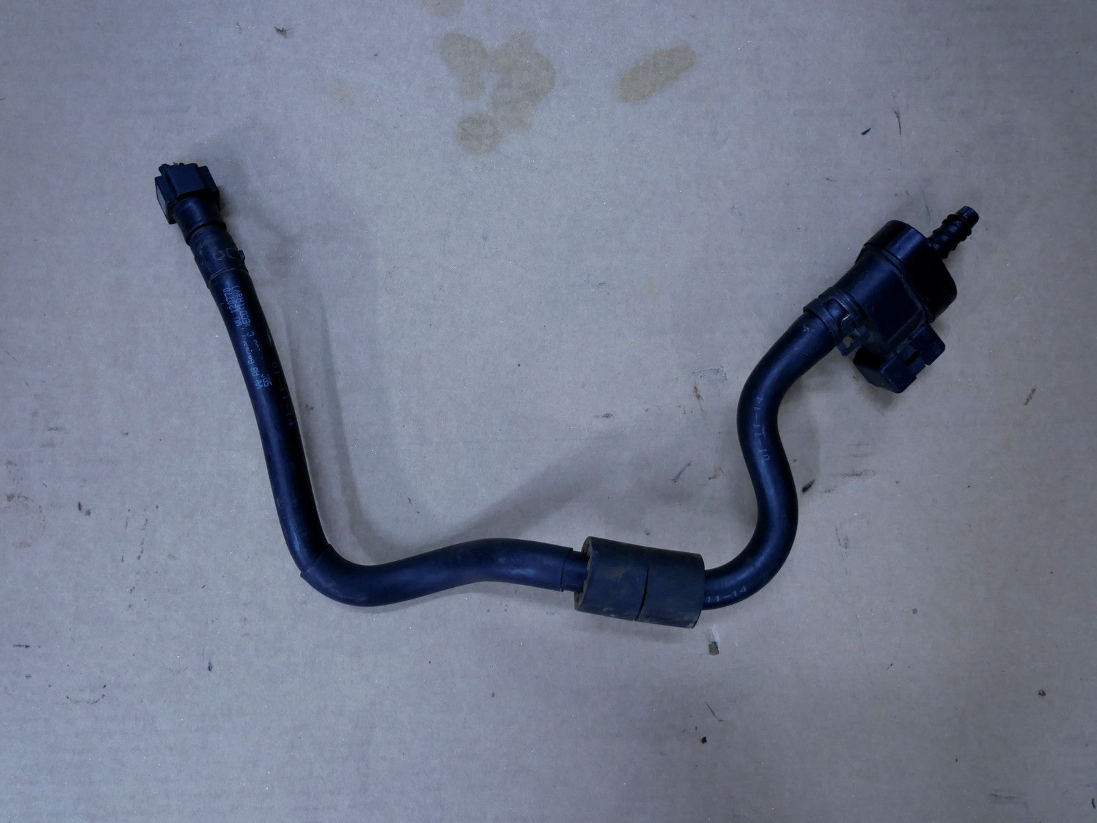 AUDI A3 8V 2.0 TFSI wąż podciśnienia 5Q0133366B