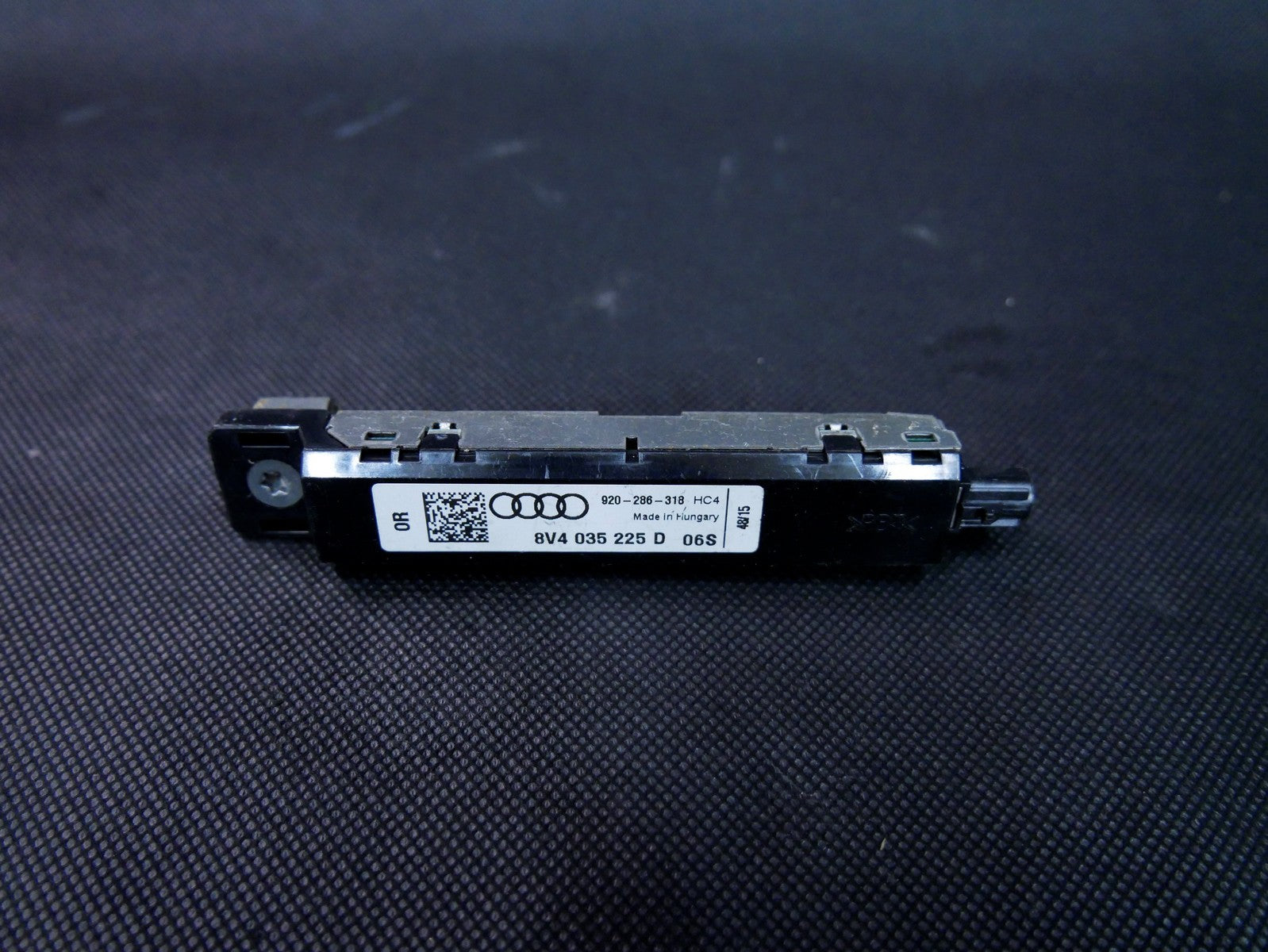 AUDI A3 8V wzmacniacz antenowy 8V4035225D