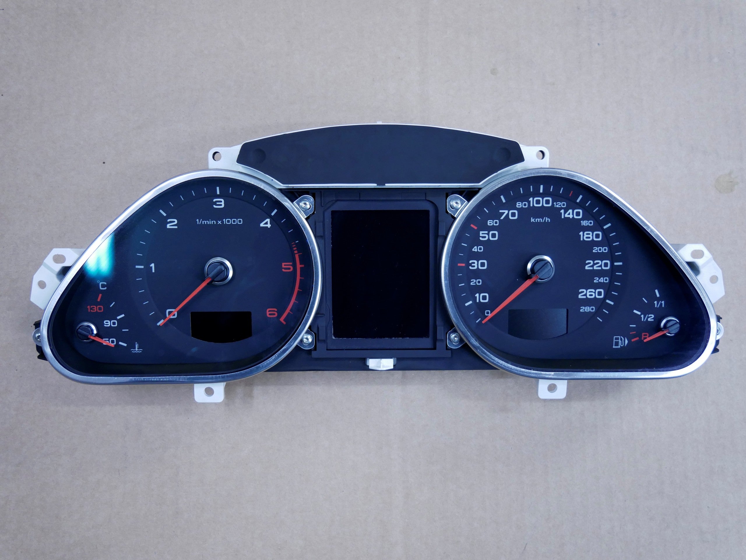AUDI Q7 4L LIFT licznik zegary ACC kolor 4L0920932D