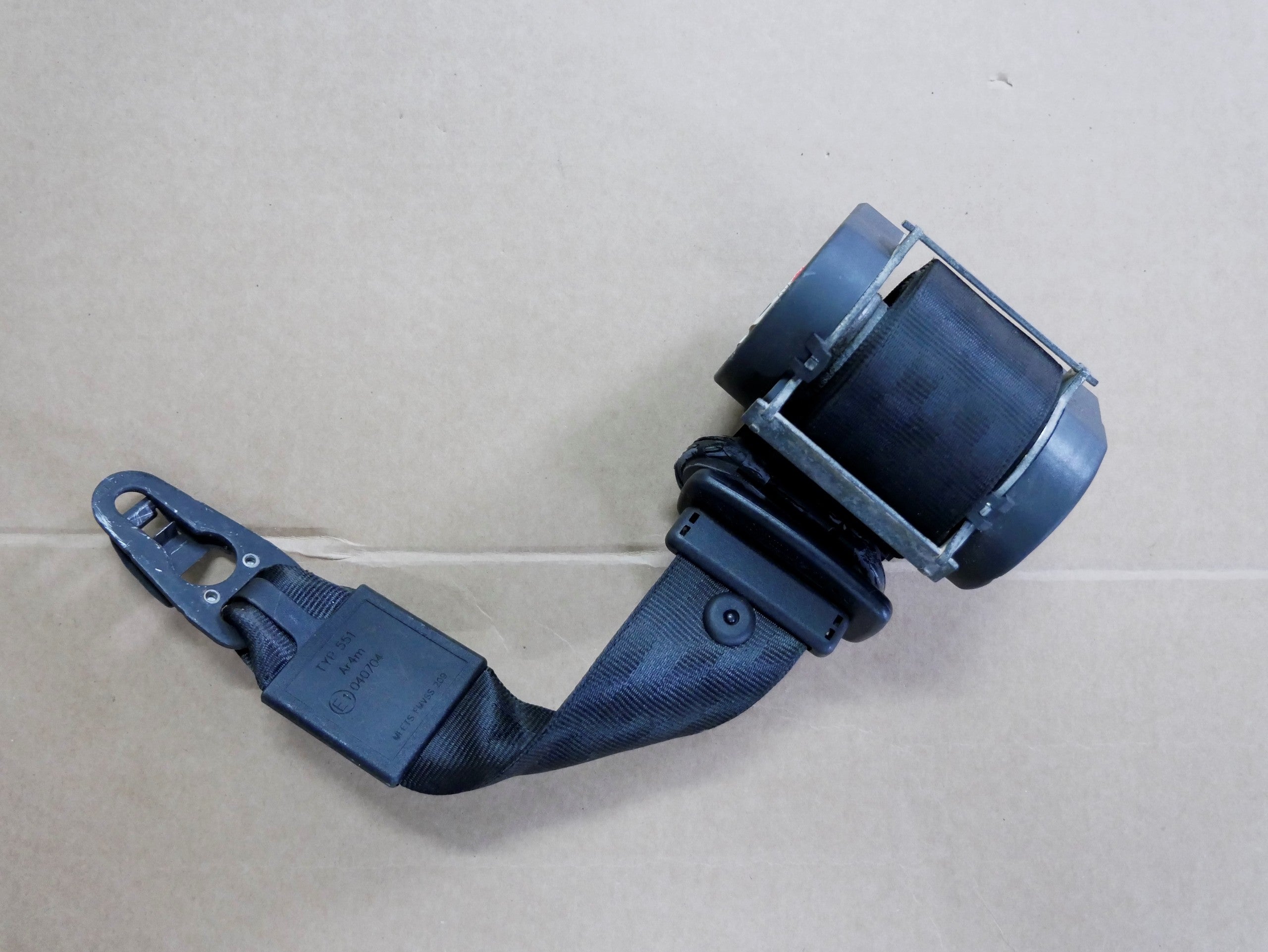 AUDI Q7 4L pas bezpieczeństwa 3 rząd 4L0857811B