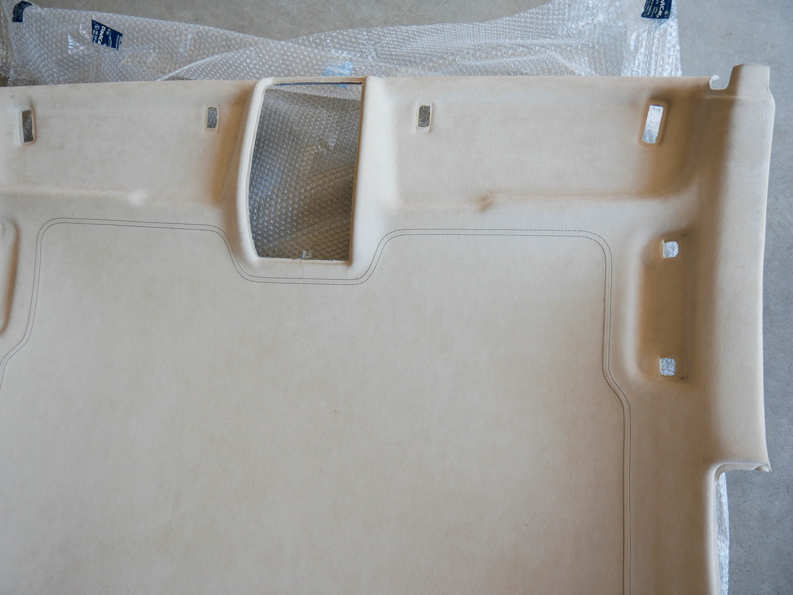 AUDI Q7 4L podsufitka ALCANTARA 4L0867505AF