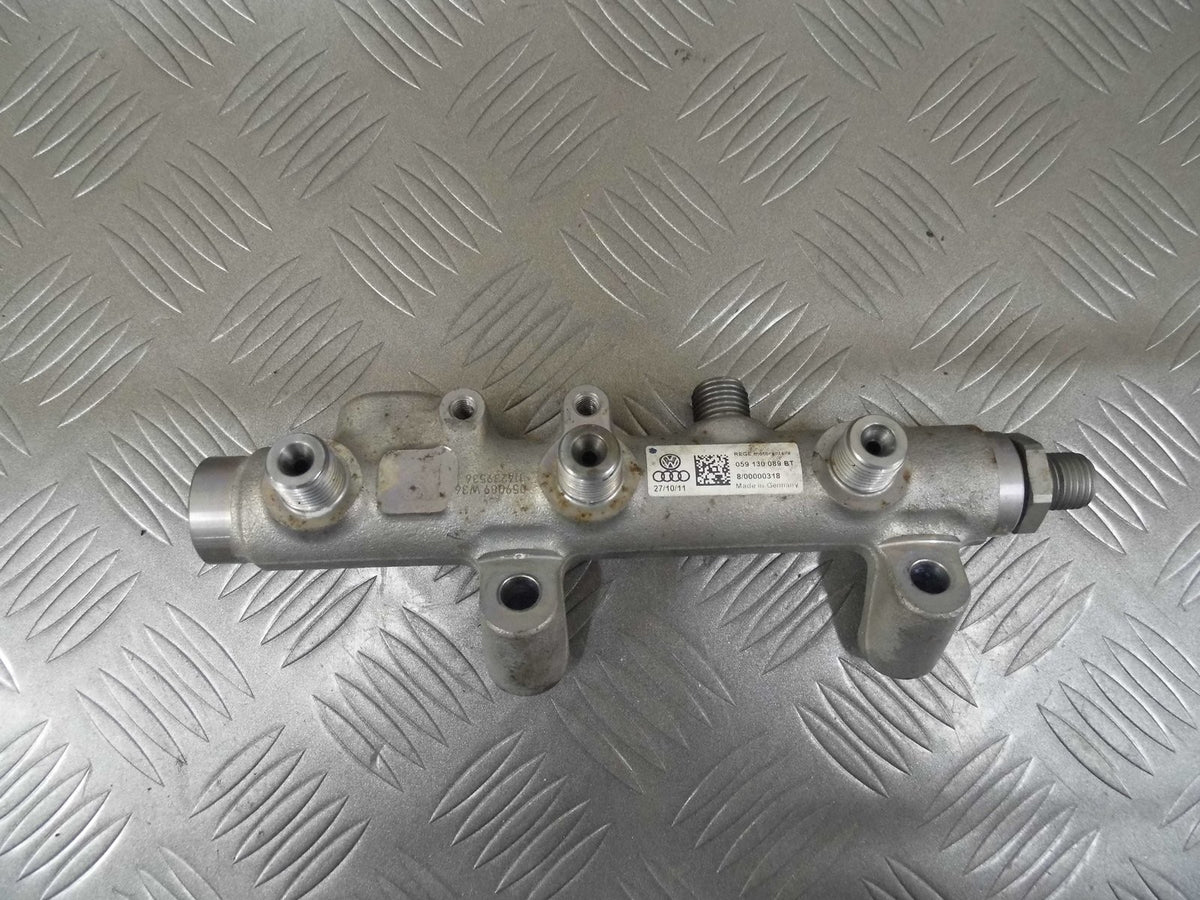 Listwa wtryskowa 059130089BT AUDI A4 3.0 TDI