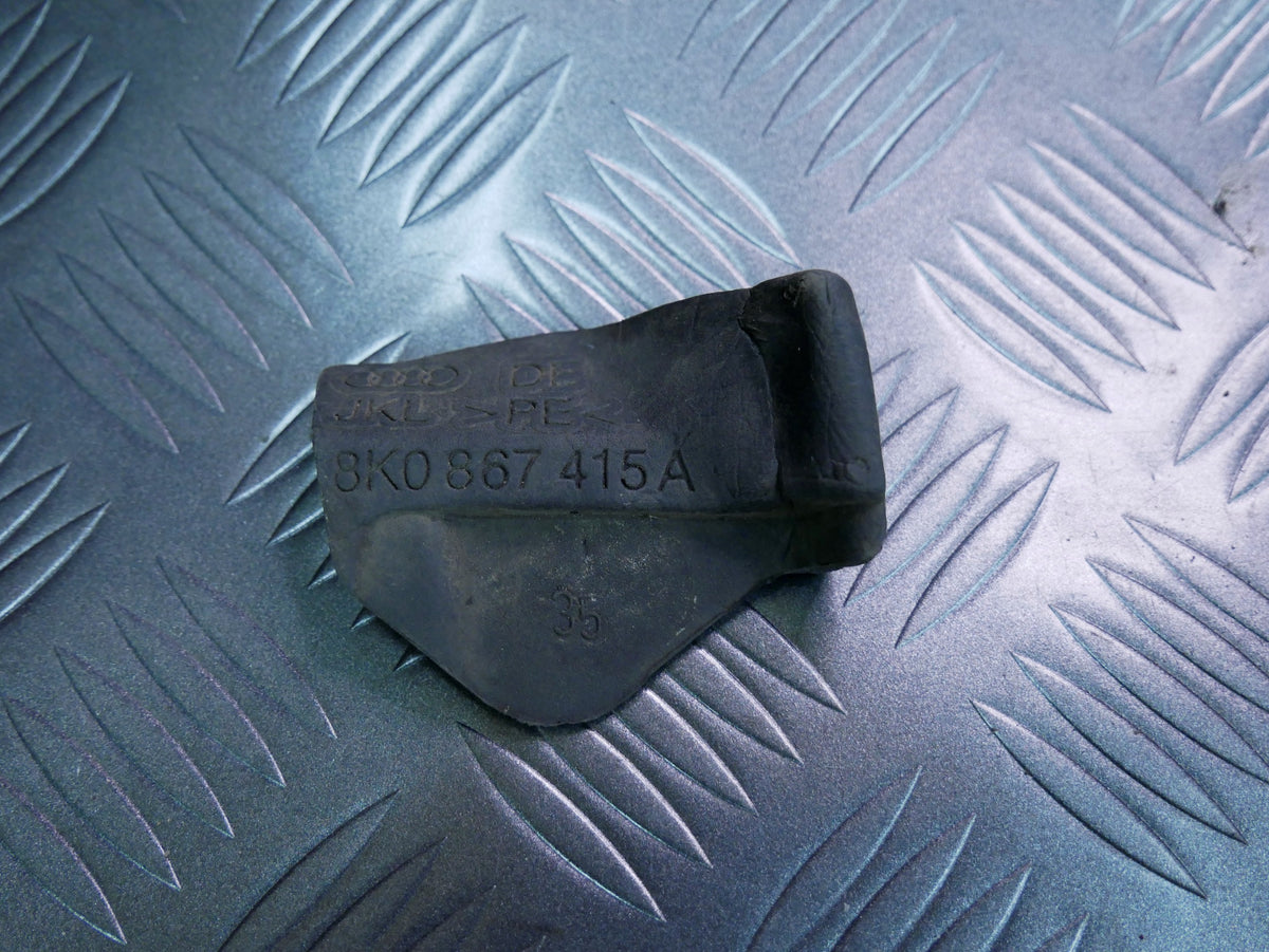 Uszczelka drzwi przód lewa 8K0867415A AUDI A4 B8