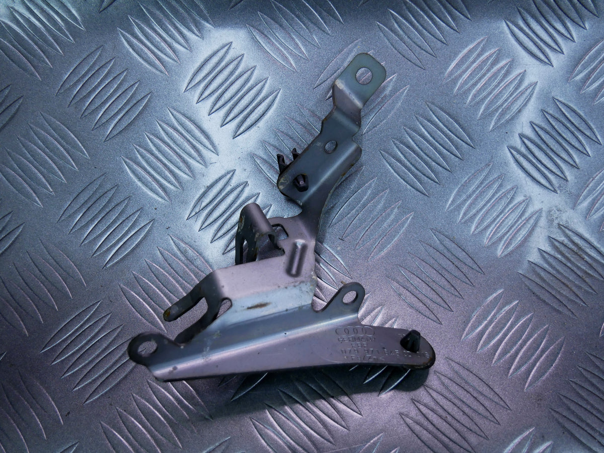 Mocownaie sondy lambda 079971845CD AUDI RS4 B8 4.2 FSI