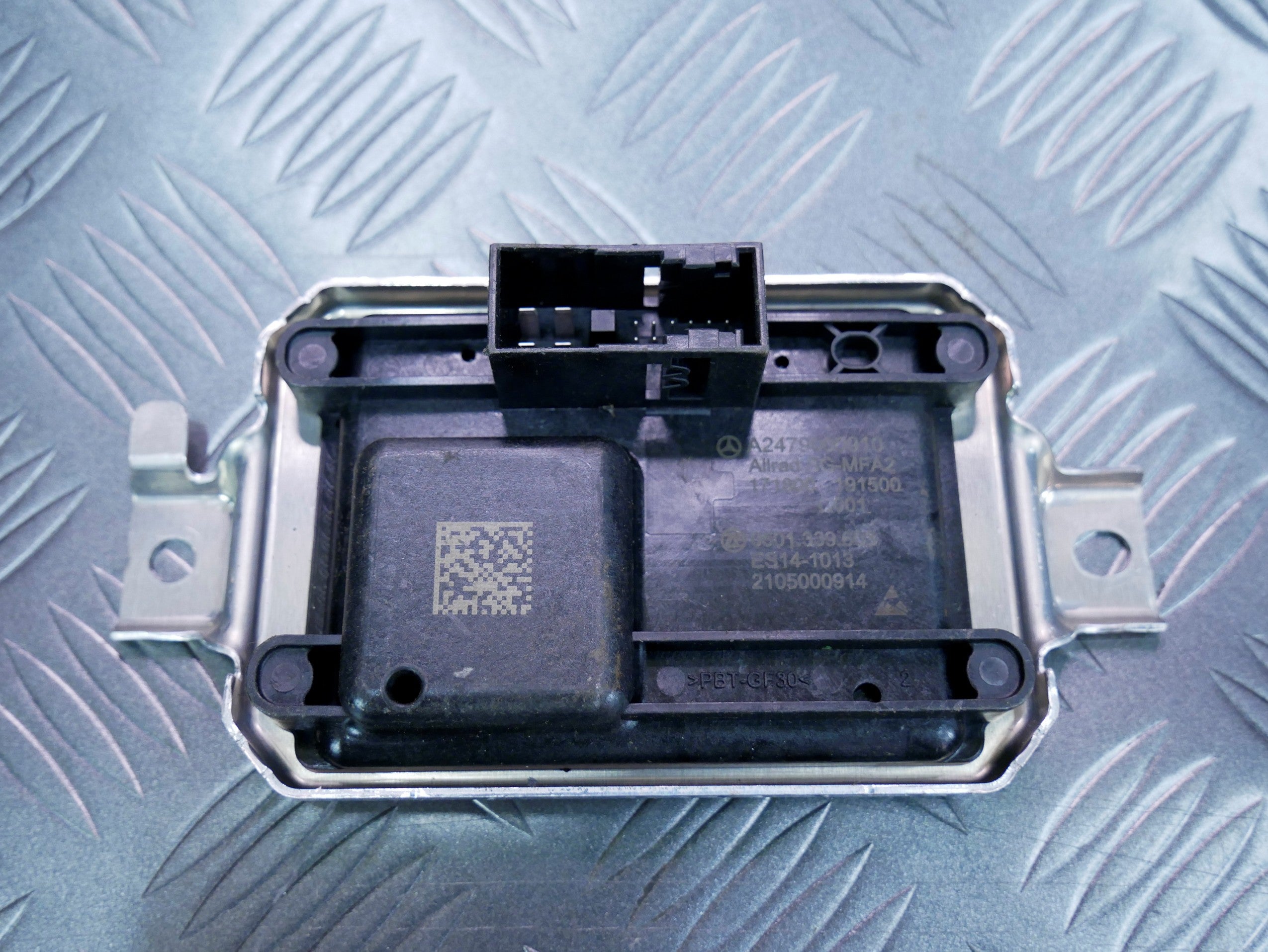 Czujnik sensor kamery szyby przód A2479000910 Mercedes W177 W247