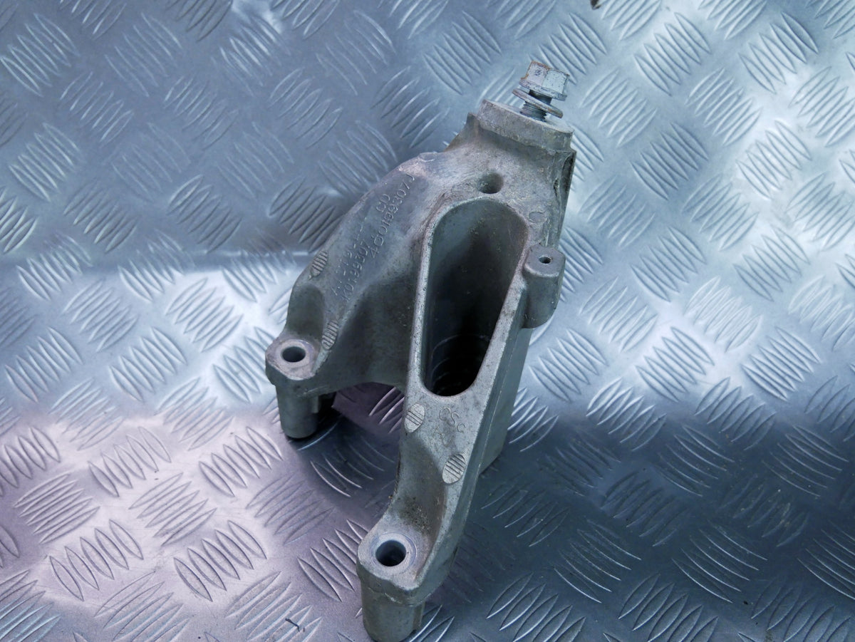 Łapa wspornik silnika 8K0199307CD AUDI A4 B8 2.0 TFSI