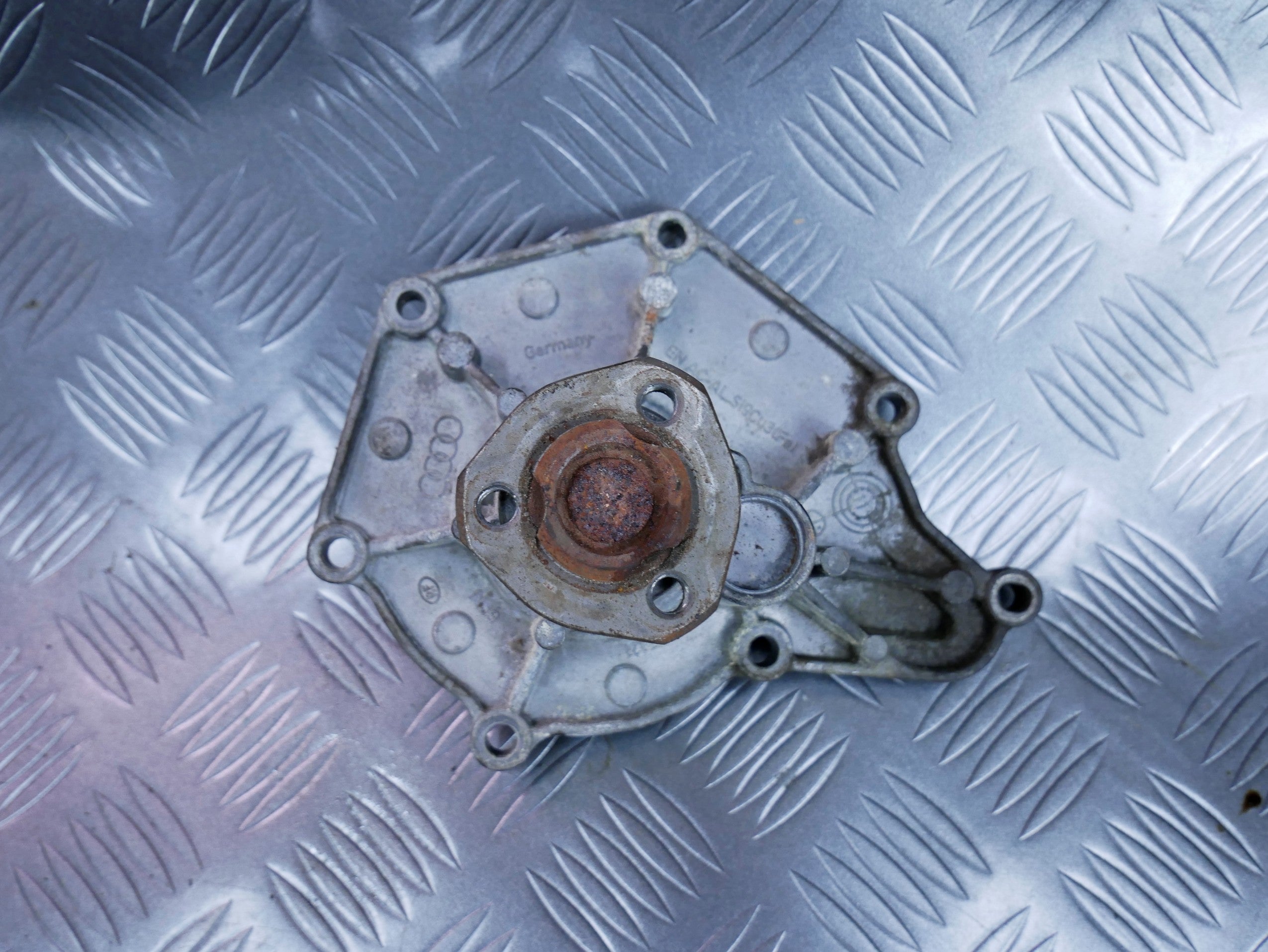 Pompa wody 06E121016P AUDI S4 B8 3.0 TFSI