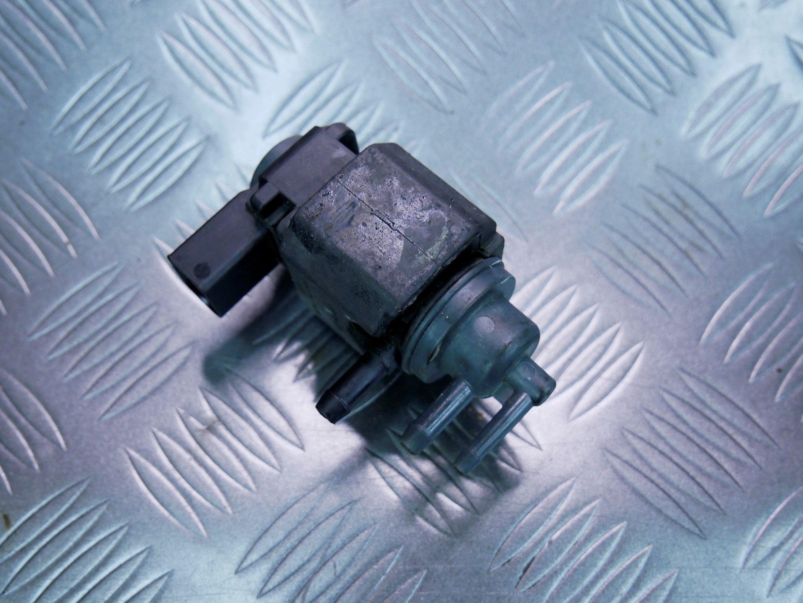 Zawór turbiny EGR podciśnienia 059906627L AUDI A4 B8 3.0 TDI