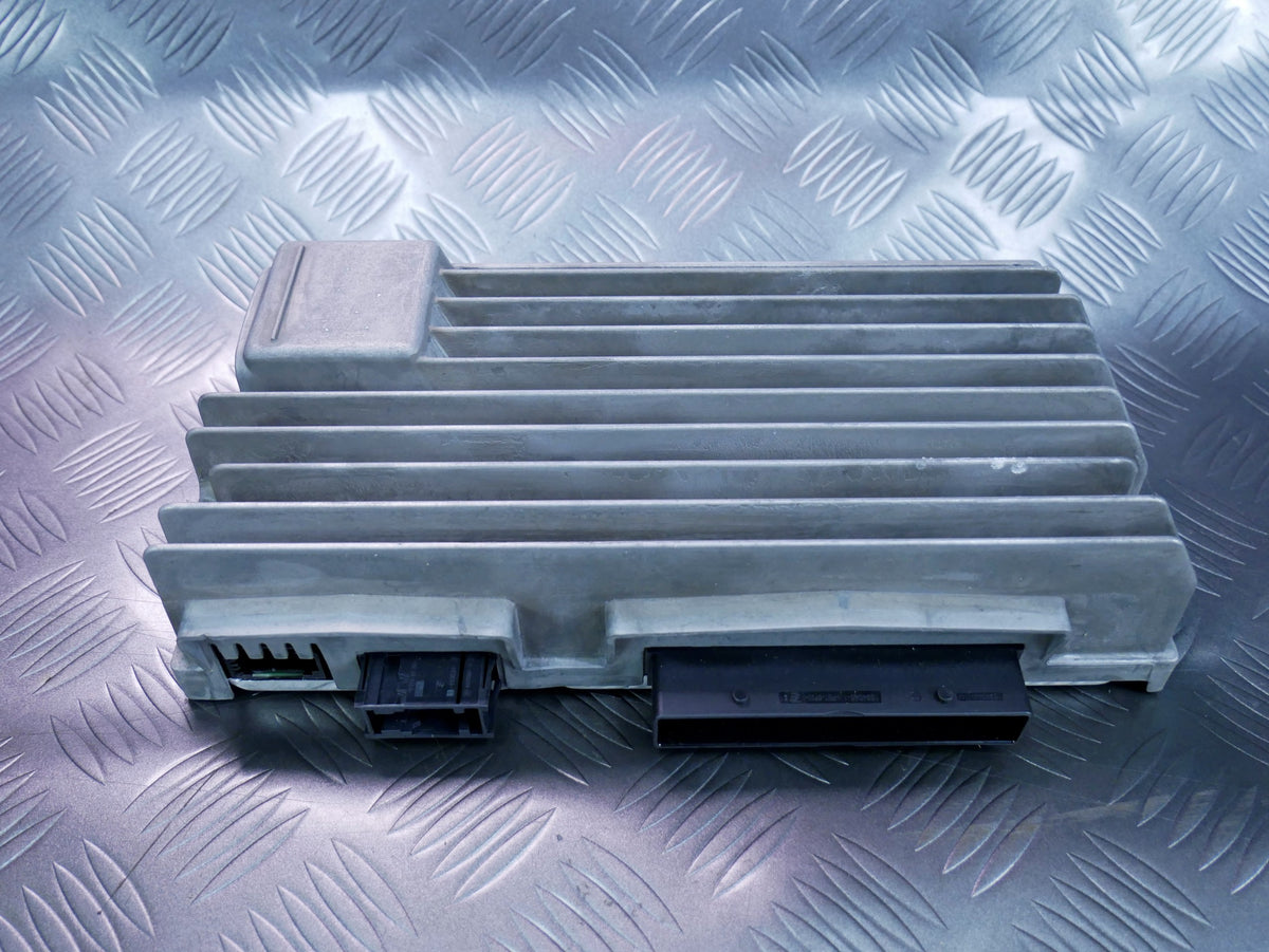 Wzmacniacz Bang&Olufsen 8T1035223A AUDI A4 B8 A5