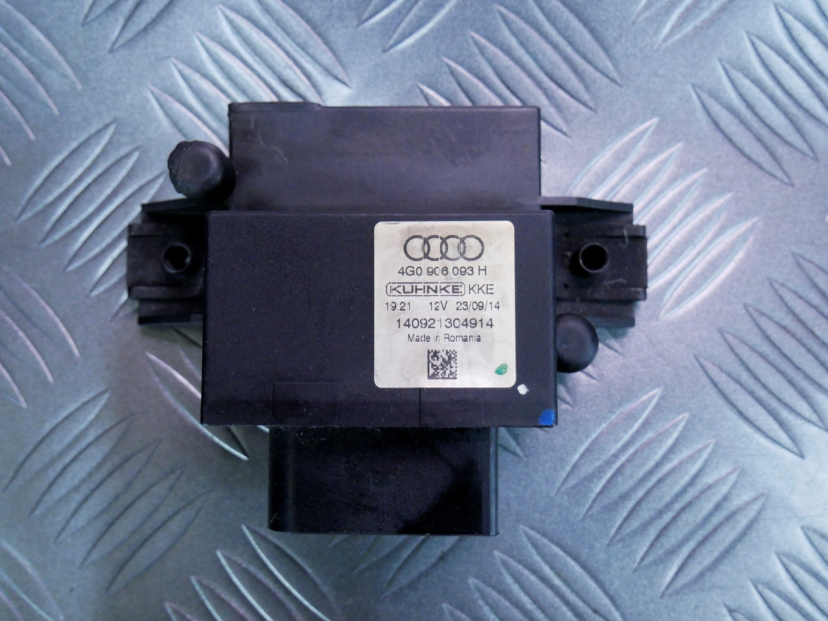 Moduł sterownik pompy paliwa 4G0906093H AUDI A4 B8