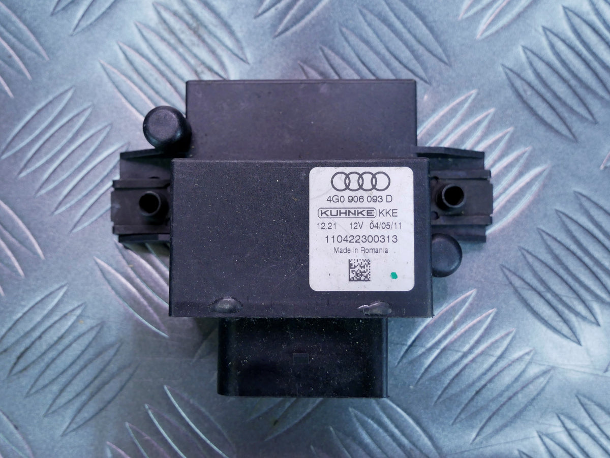Moduł sterownik pompy paliwa 4G0906093D AUDI A4 B8