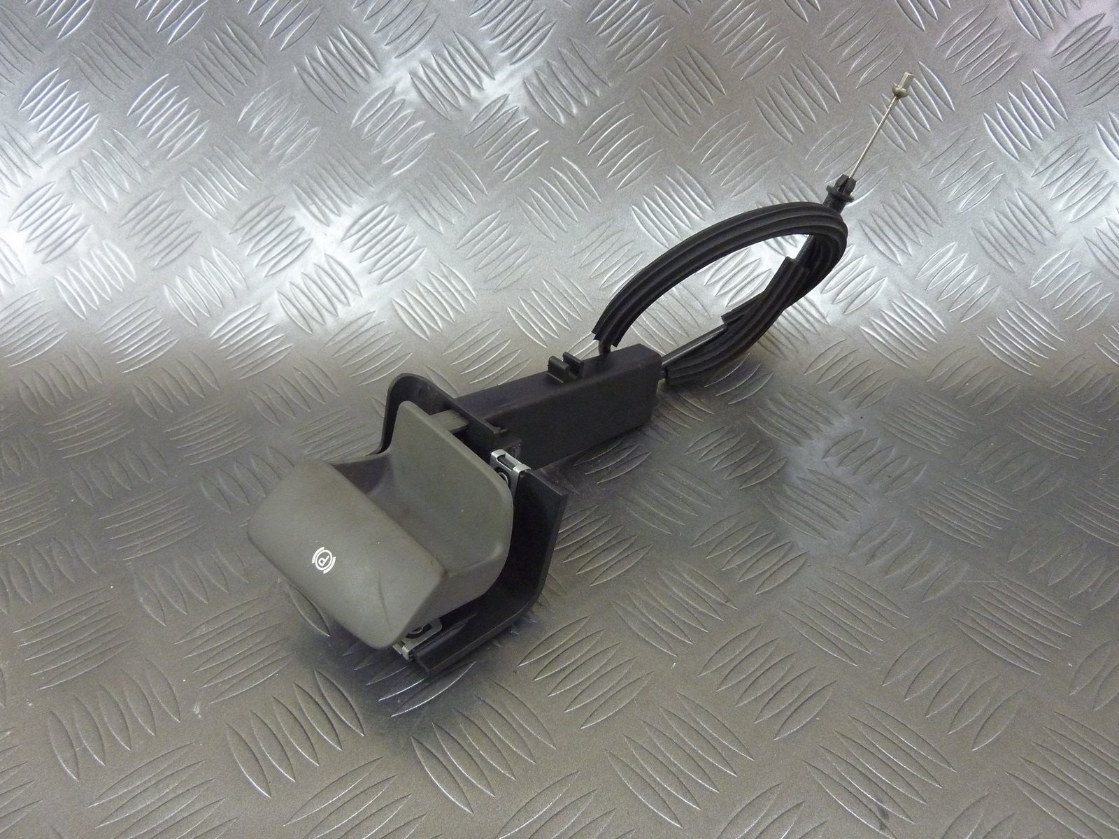 Rączka dźwignia ręcznego linka 4L1711878 AUDI Q7
