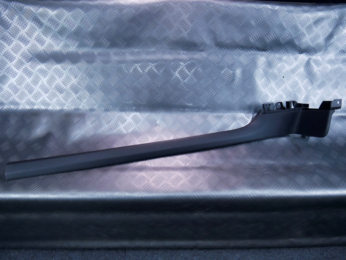 Listwa osłona progu prawa 5C5853372 VW BEETLE 5C