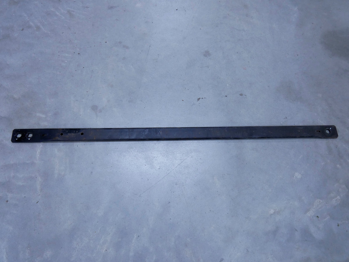 Wzmocnienie podwozia prawe 1Q0806494B VW BEETLE 5C CABRIO
