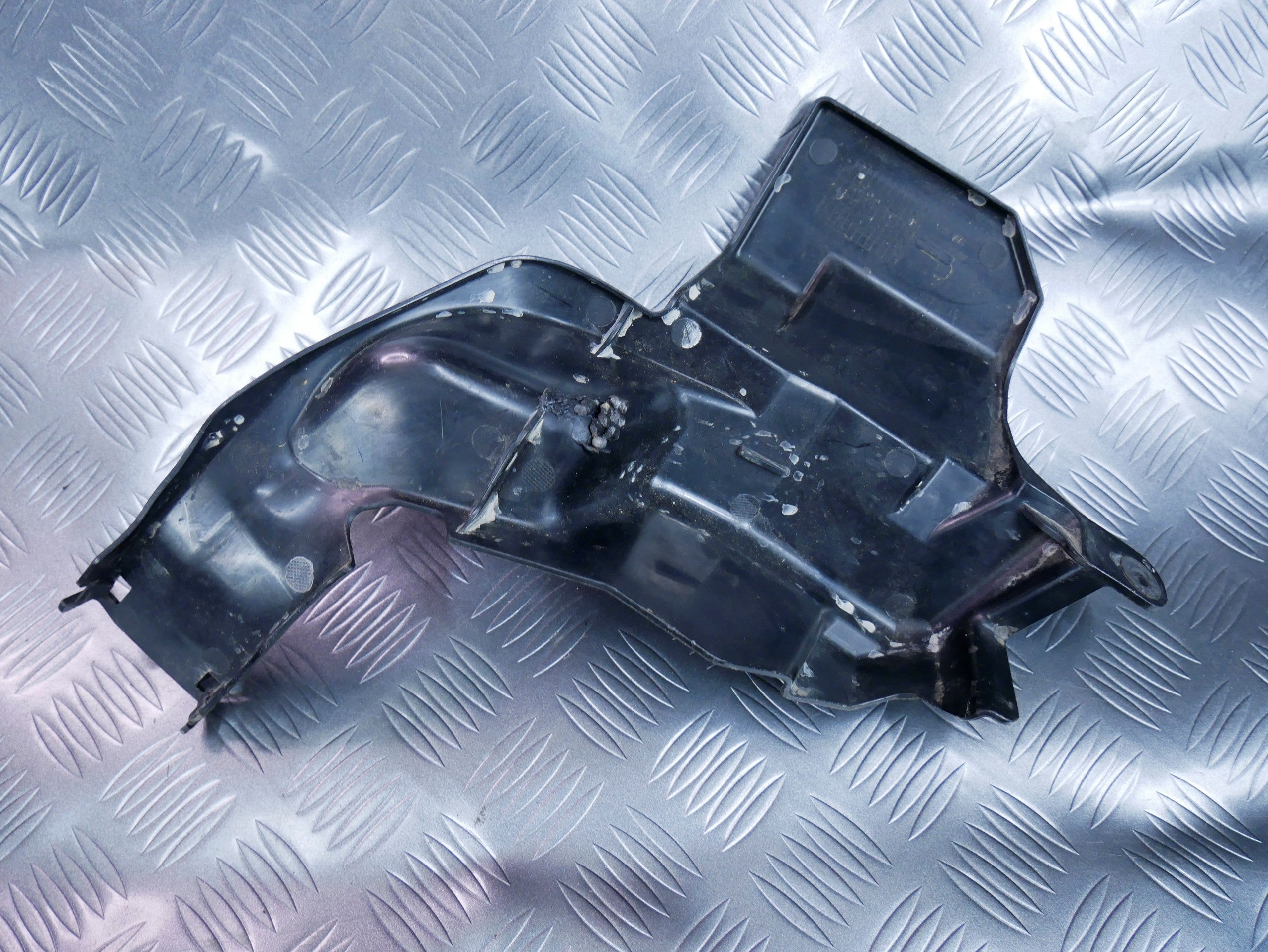 Osłona zaślepka pompy ABS 1K1614321B VW BEETLE 5C