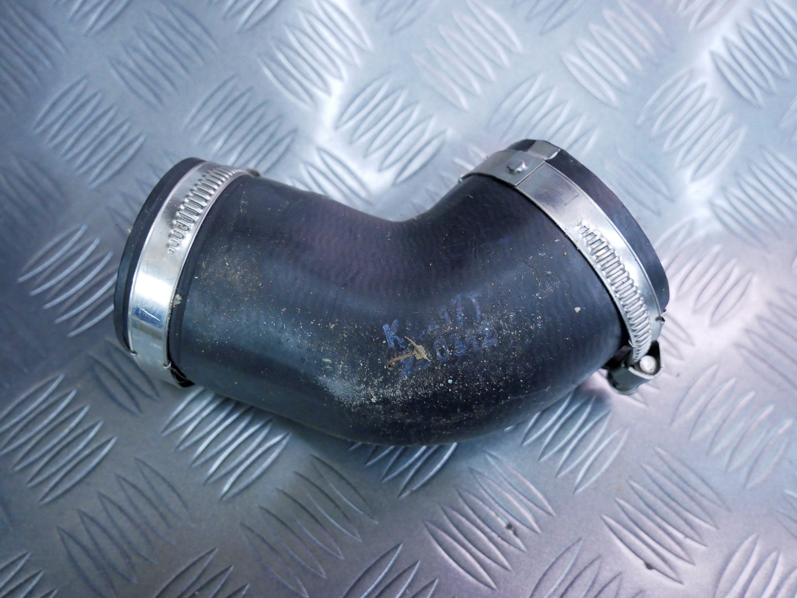 Rura wąż powietrza intercoolera 1K0145838AG VW BEETLE 5C 2.0 TSI