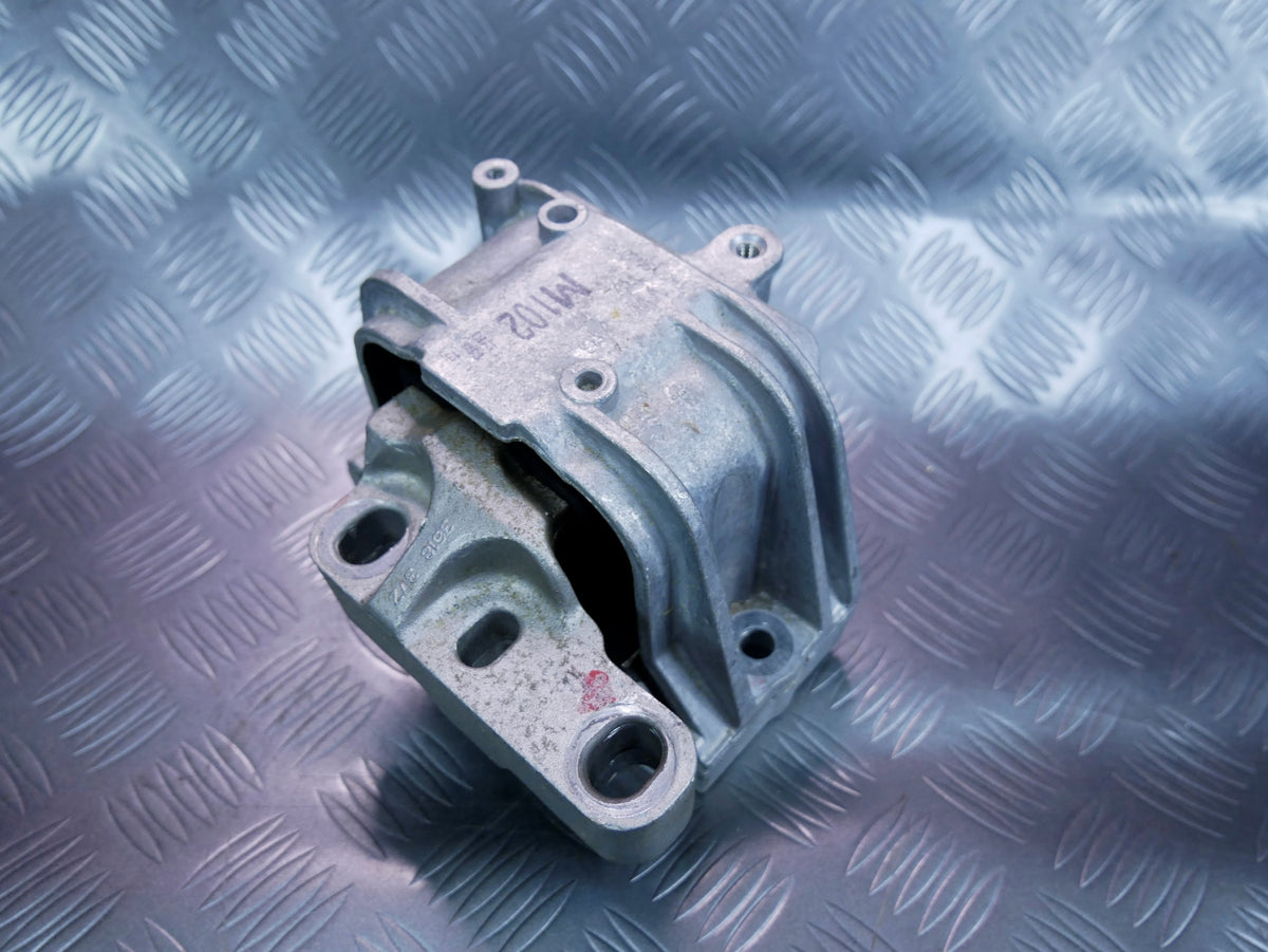 Łapa podpora poduszka silnika 1K0199262DJ VW BEETLE 5C 1.4 TSI