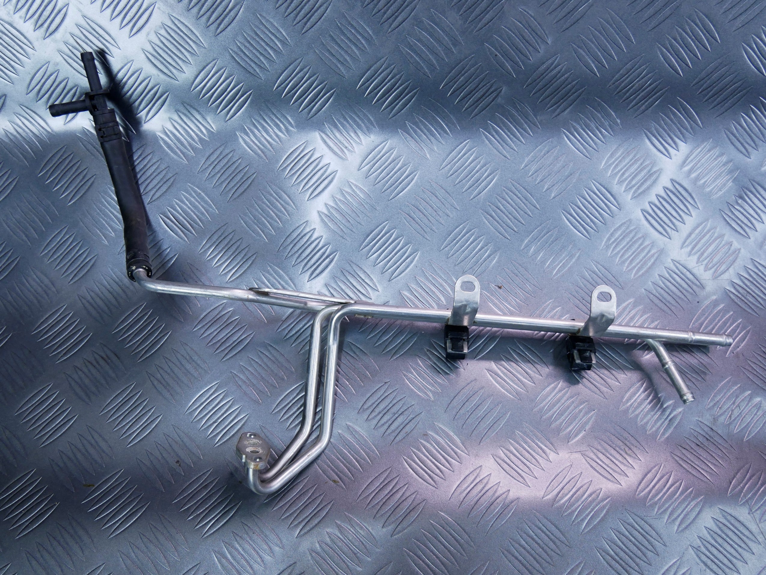 Przewód wąż wody cieczy chłodzącej 03F121497B VW BEETLE 5C 1.4 TSI